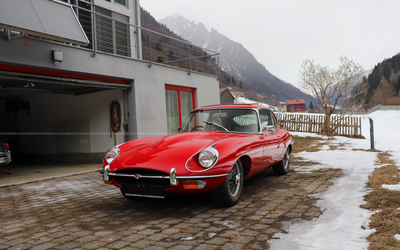 Jaguar E-Type 4.2 Serie 2 (1970), teilrestauriert, hochwertige Lederausstattung, Sammlerfahrzeug