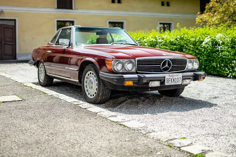 Mercedes-Benz R107 380 SL Cabrio US-Import Tempomat Hardtop in Wagenfarbe aus 3. Hand (1982)