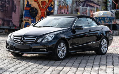 Mercedes Benz E 250 CGI aus 2. Hand Umfangreiche Sonderausstattung (2009)