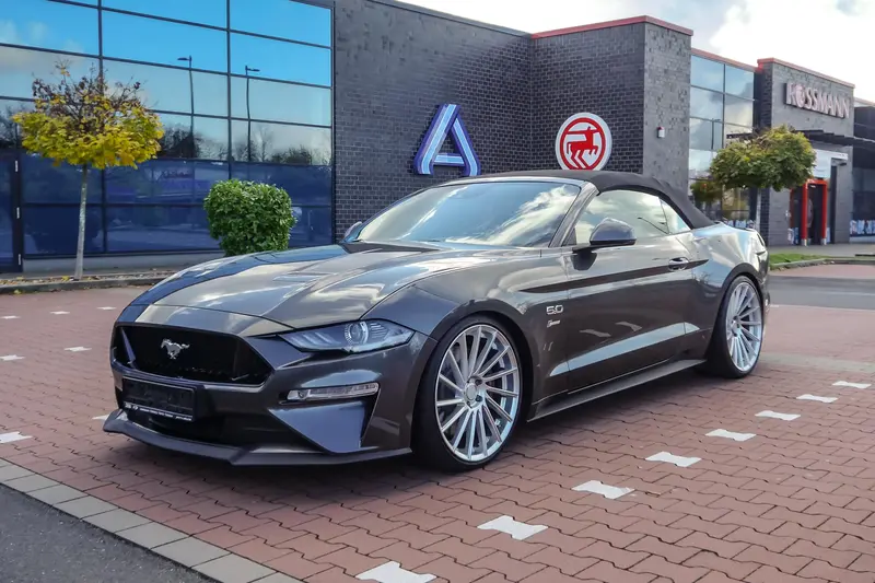 Ford Mustang GT Convertible from 1st hand Complete checkbook DAT certificate Note 1 V8 engine with 714 hp (2019)