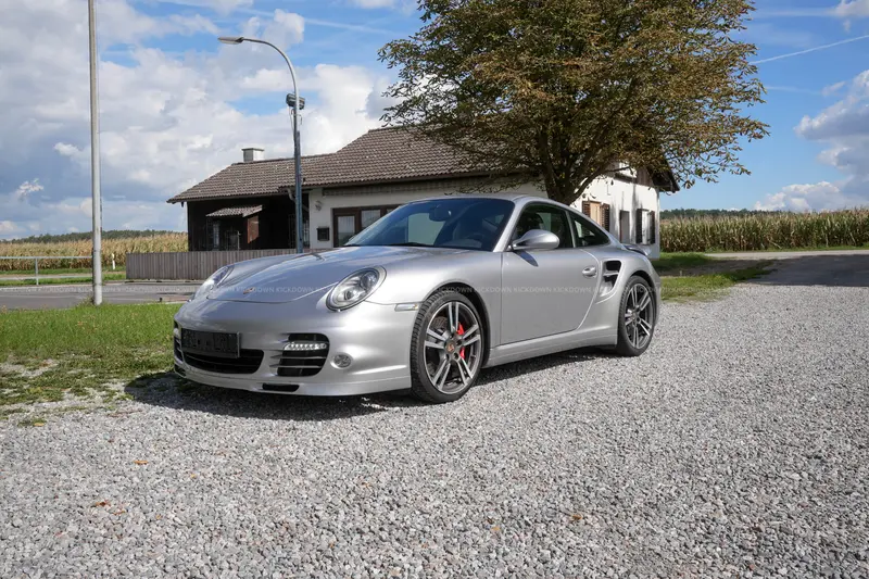 Porsche 911 997.2 Turbo (2010), lückenloses Scheckheft nur bei Porsche, frischer TÜV, umfangreiche Ausstattung