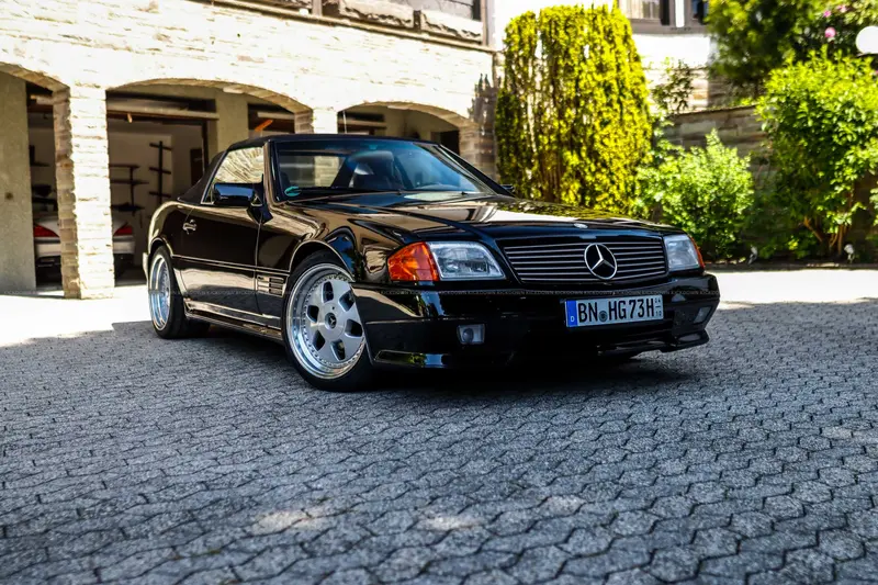 Mercedes Benz R129 500 SL (1994) Expert opinion grade 2+, AMG-style exhaust system, MAC rims