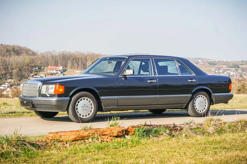 Mercedes-Benz W126 420SEL Dt. Erstauslieferung lückenloses Scheckheft (1990)