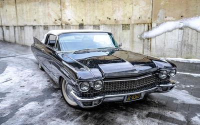 Cadillac DeVille convertible in black-violet-metallic from 3rd hand with valuation report (1960)