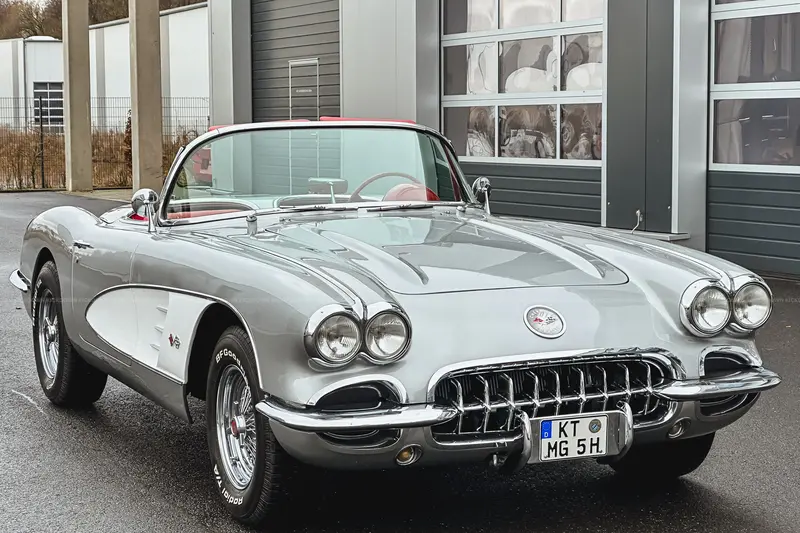 Chevrolet Corvette C1 (1959), very good condition, completely restored, certificate grade 2