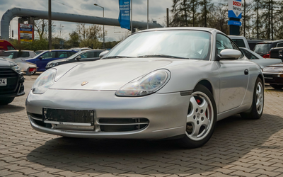Porsche 911 996 Carrera C2 Coupé Silver Metallic 6-speed complete history (2000)