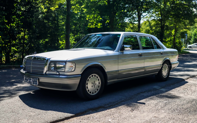 Mercedes Benz W126 560 SEL (1991) with full equipment, Becker Mexico radio, extensive investments