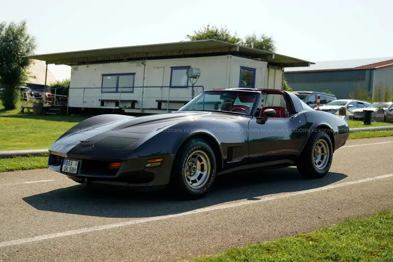 Chevrolet Corvette C3 Targa Gutachten Note 2, sportliche Farbkombination, Matching Numbers (1981)