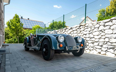 Morgan 4/4 Sport from 2nd hand complete checkbook matching numbers only 37,828 km mileage top condition (2010)