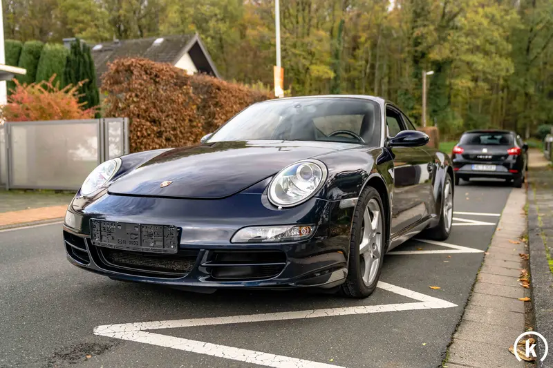 Porsche 911 997 Carrera 2 lückenloses Scheckheft 2. Hand neuer Motor vom PZ (2004)