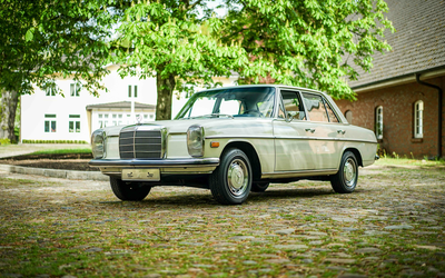 Mercedes-Benz W115 200 /8 Ungeschweißt 2. Hand (1973)