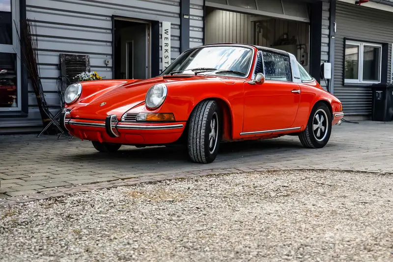 Porsche 911 T Targa Ölklappe Blutorange Teilrestauriert deutsches Fahrzeug Teilleder Wertgutachten (1972)