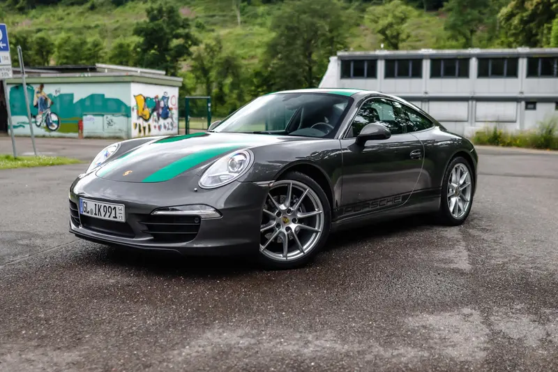 Porsche 991.1 Carrera Checkbook Maintained Porsche Approved Warranty 06/2026 Mileage only 60,000 Km (2015)