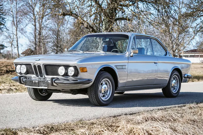 BMW E9 3.0 CSi Polaris Metallic restauriert (1973)