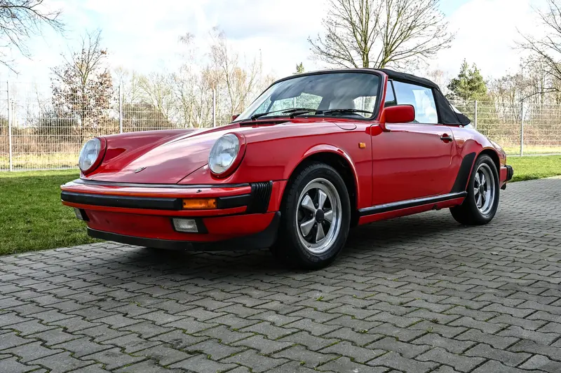 Porsche 911 G-Modell Carrera 3.2 Cabriolet Teilrestauriert 5.500 € Investitionen Wertgutachten Note 2- Klima Neues Stoffverdeck (1985)