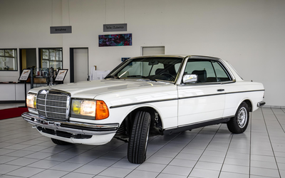 Mercedes-Benz C123 230 CE Restored From 2nd Hand Sunroof Radio (1981)
