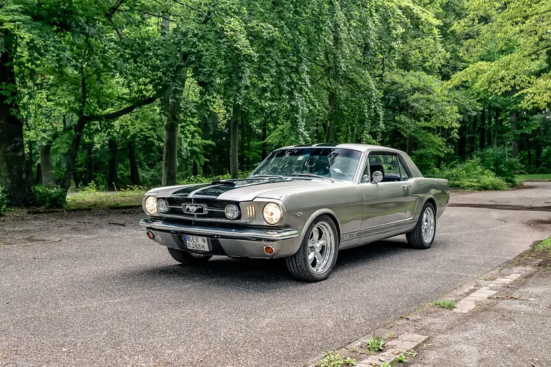 Ford Mustang Coupe Restored investment of € 20,000 with appraisal (1965)