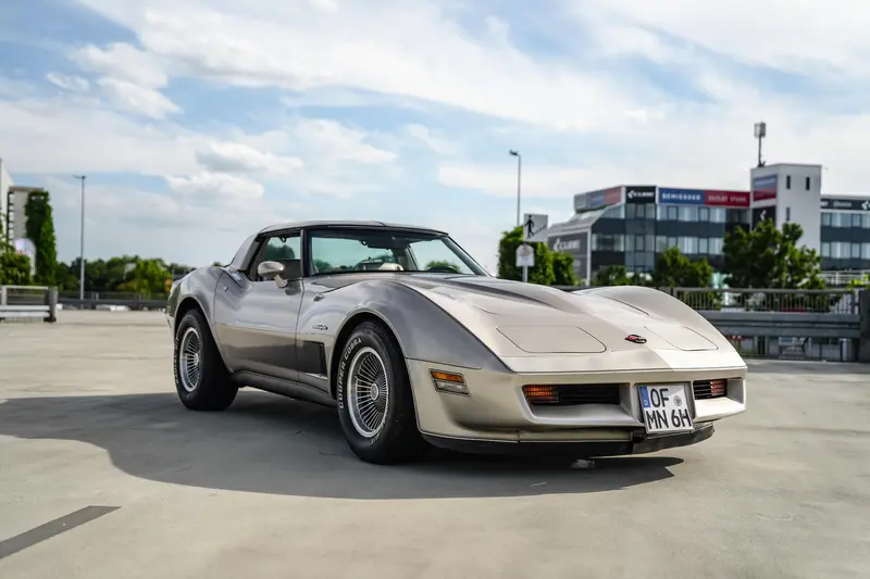 Chevrolet Corvette C3 Collector Edition 3rd hand Rare model Low mileage Well-maintained original condition (1982)