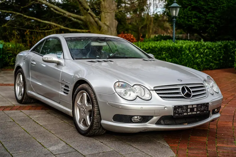 Mercedes-Benz R230 SL 55 AMG Aus 1. Hand Lückenloses Scheckheft Unfallfrei Nur 38.072 km V8-Motor Mit 500 PS Deutsche Erstauslieferung (2002)