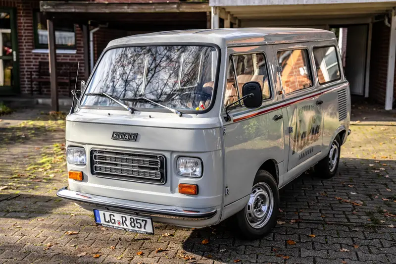 Fiat 900 T Pulmino Restored Accident-free Only 87.000 km 10.000 € Investment (1980)