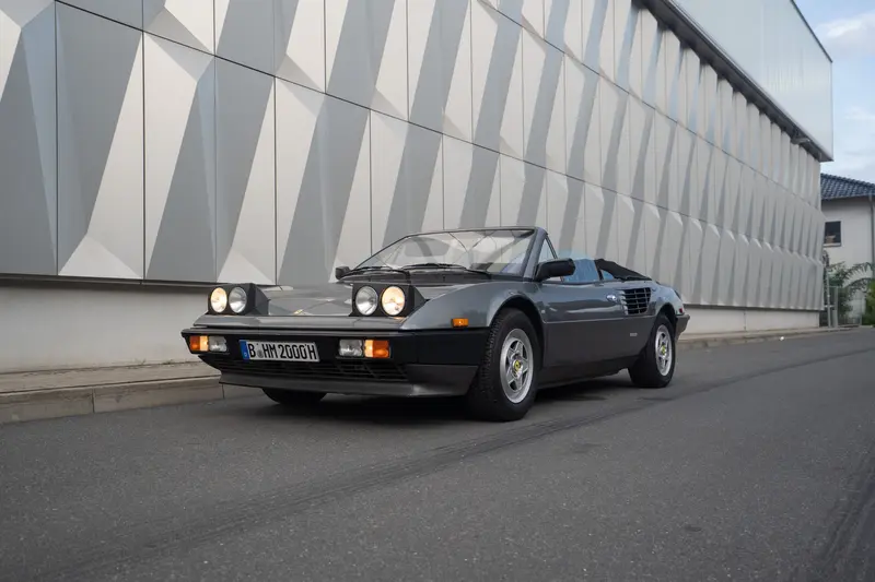 Ferrari Mondial Quattrovalvole Cabriolet geringe Laufleistung, seltene Ausführung, gepflegter Originalzustand (1983)