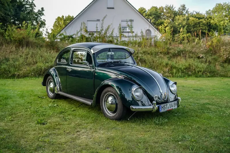Volkswagen Beetle 1200 (1963) in green with Becker radio, very well maintained, owned since 2016