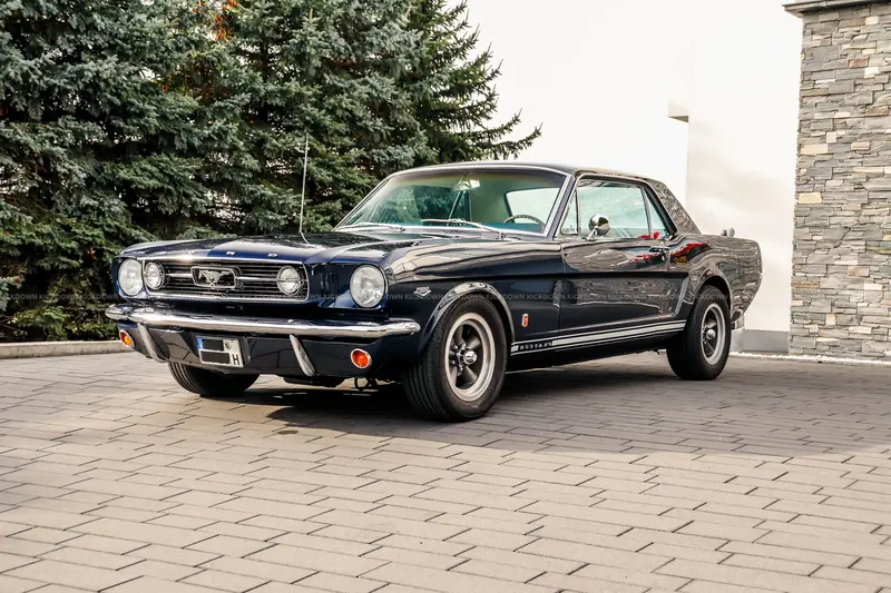 Ford Mustang GT mit 289 cui V8-Austauschmotor, Rally-Pac, American Racing Felgen, Wertgutachten Note 2 (1966)