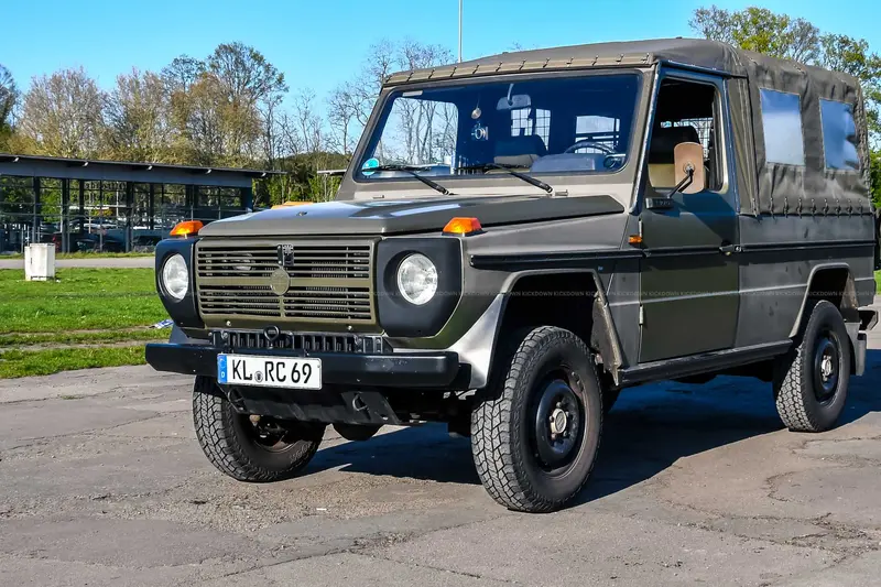 Mercedes-Benz 230 GE (1993), Motor und Getriebe überholt, umfangreiche Investitionen, H-Kennnzeichen