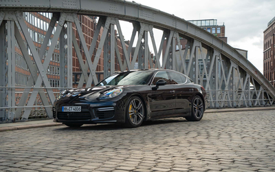 Porsche Panamera Turbo S (2015), only 34,147 kilometers on the clock, Porsche Approved until 2028, long-distance vehicle