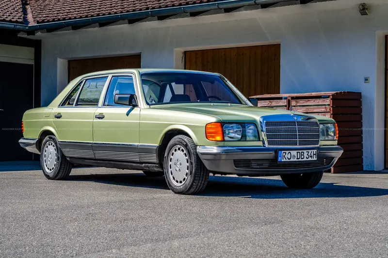 Mercedes Benz W126 500 SEL (1982), Leder und Klimaanlage, restauriert, umfangreiche Investitionen