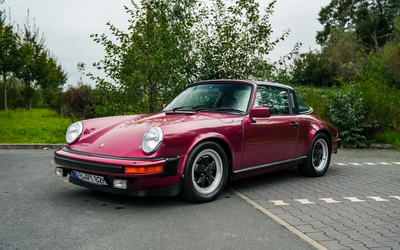 Porsche 911SC Targa Elegantes Lederinterieur in Braun Gutachten Note 2 (1982)
