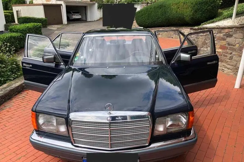 Mercedes Benz 300 SE (1987)