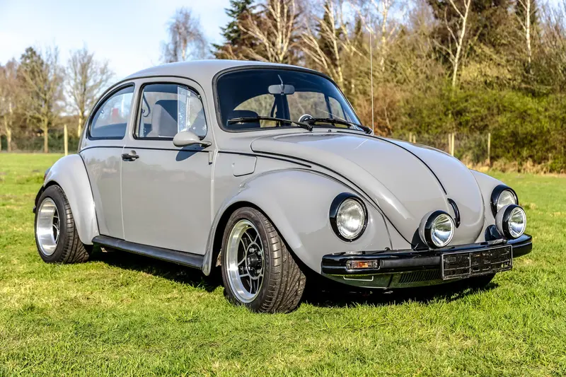 Volkswagen Käfer 1303 in Nardo Grau Umfangreicher Individual Umbau Wertgutachten Note 2 (1973)