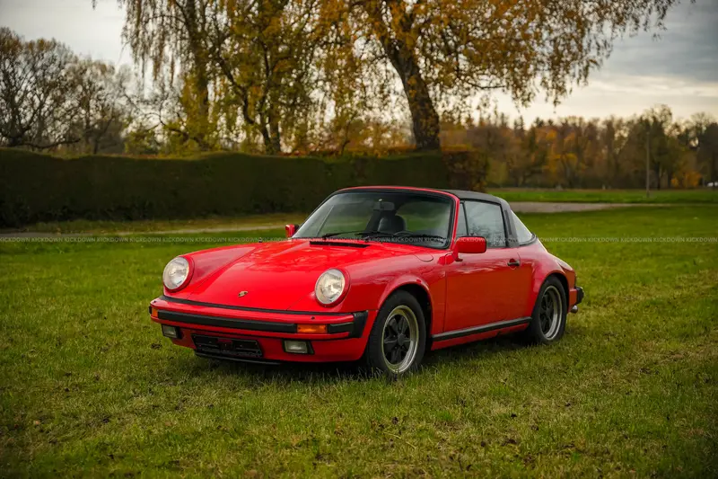 Porsche 911 Carrera Targa 3.2 (1984), H license plate, full service history, value appraisal (grade 2)