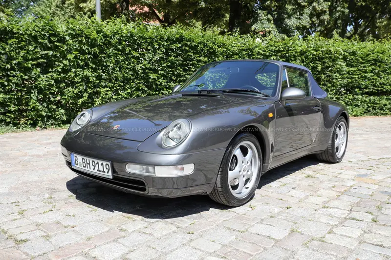 Porsche 911 993 Carrera Cabriolet (1995), Handschalter, Erstauslieferung Monaco, Scheckheft