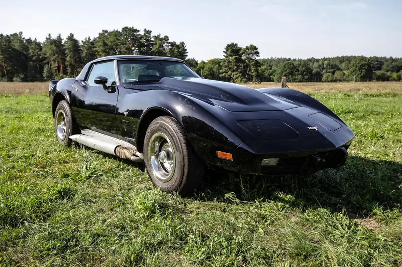 Chevrolet Corvette C3 Targa rebuild with V8 engine sidepipes in very good condition (1979)