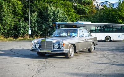 Mercedes-Benz W109 300 SEL 3.5 (1970), very rare, V8 and air suspension, extensive equipment