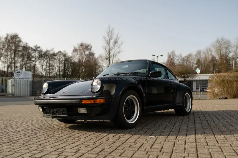 Porsche 911 930 Turbo 3.3 (1986), extremely low mileage of 18,533 miles, completely original condition, VAT deductible
