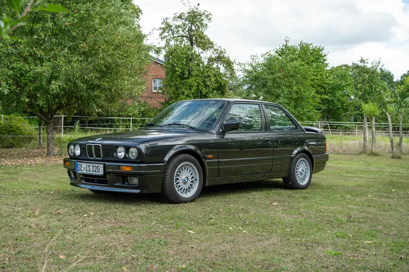 BMW E30 320is mit Gutachten Note 2, neuer Service, gepflegter Originalzustand (1988)