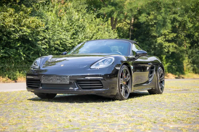 Porsche Boxster S (2017), geringe Laufleistung, Scheckheft gepflegt, Porsche-Sonderfelgen in Schwarz