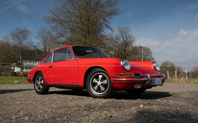Porsche 911 SWB Coupé (1965), early model, US import, with a 2- rating from an expert appraisal, matching numbers