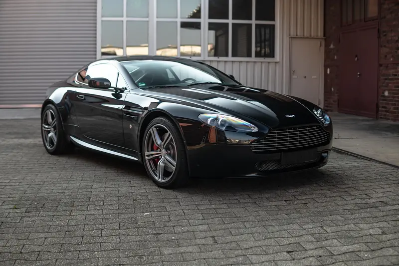 Aston Martin V8 Vantage N400 Scheckheft Gepflegt Nr. 104 von 240 Limited Edition (2008)