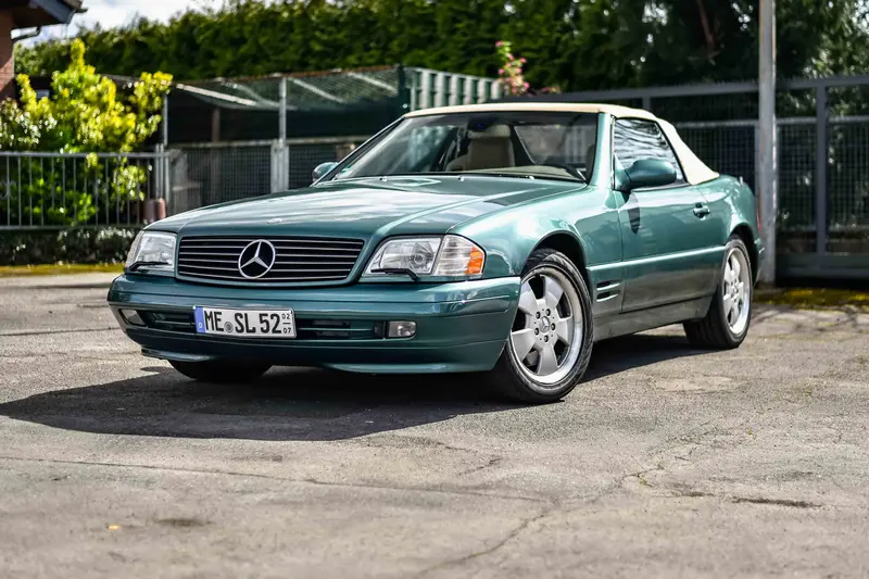 Mercedes-Benz R129 SL 500 Mineralgrün elektrische Fensterheber Scheckheft guter Zustand (2000)