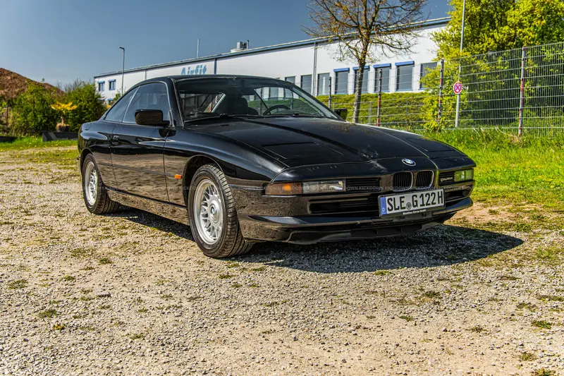 BMW E31 850i Coupé from Japan, extensive optional equipment, like-new tires, with H-license plate (1991)