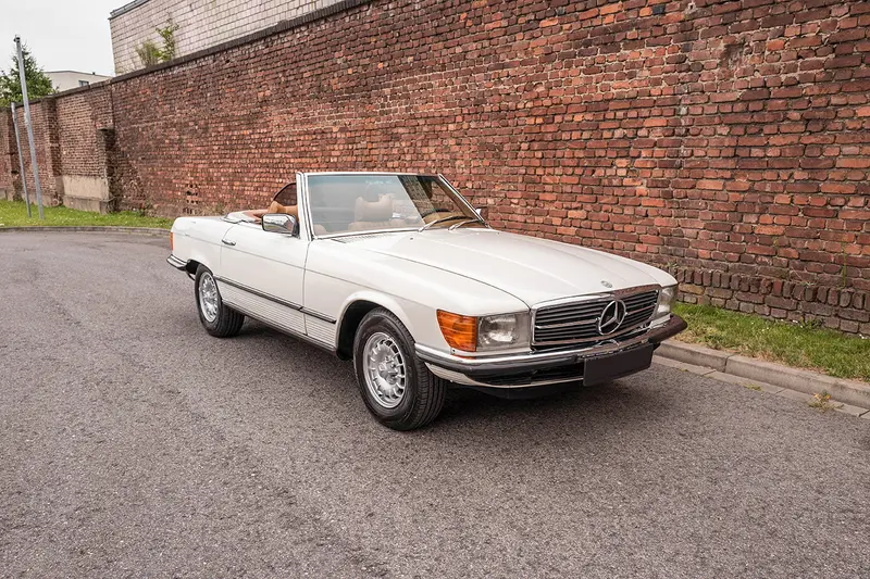 Mercedes-Benz 450 SL R107 restauriert in hervorragendem Zustand (1979)