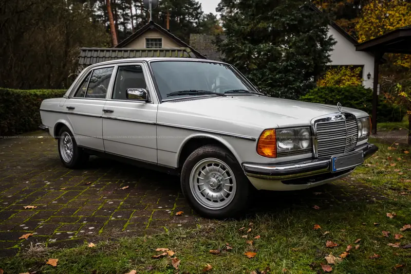 Mercedes Benz W123 200, Unfallfrei, 8.000 € Investitionen, Sehr gepflegter Zustand (1983)