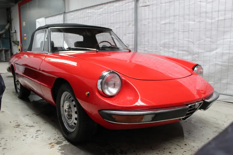 Alfa Romeo Spider Veloce 2000 (1974)