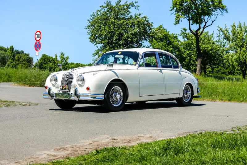 Jaguar MK II 3.4 (1963), Classic Data Note 2+, extensive documentation, 45 years in current ownership