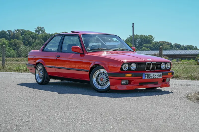 BMW E30 318is (1990), extensively restored, in excellent overall condition, BBS rims