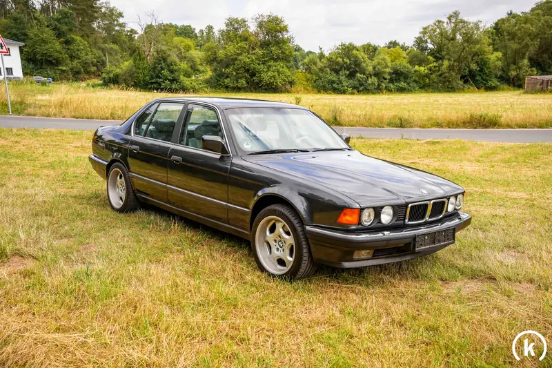 BMW E32 750i sunroof BMW Styling 21M rims (1989)